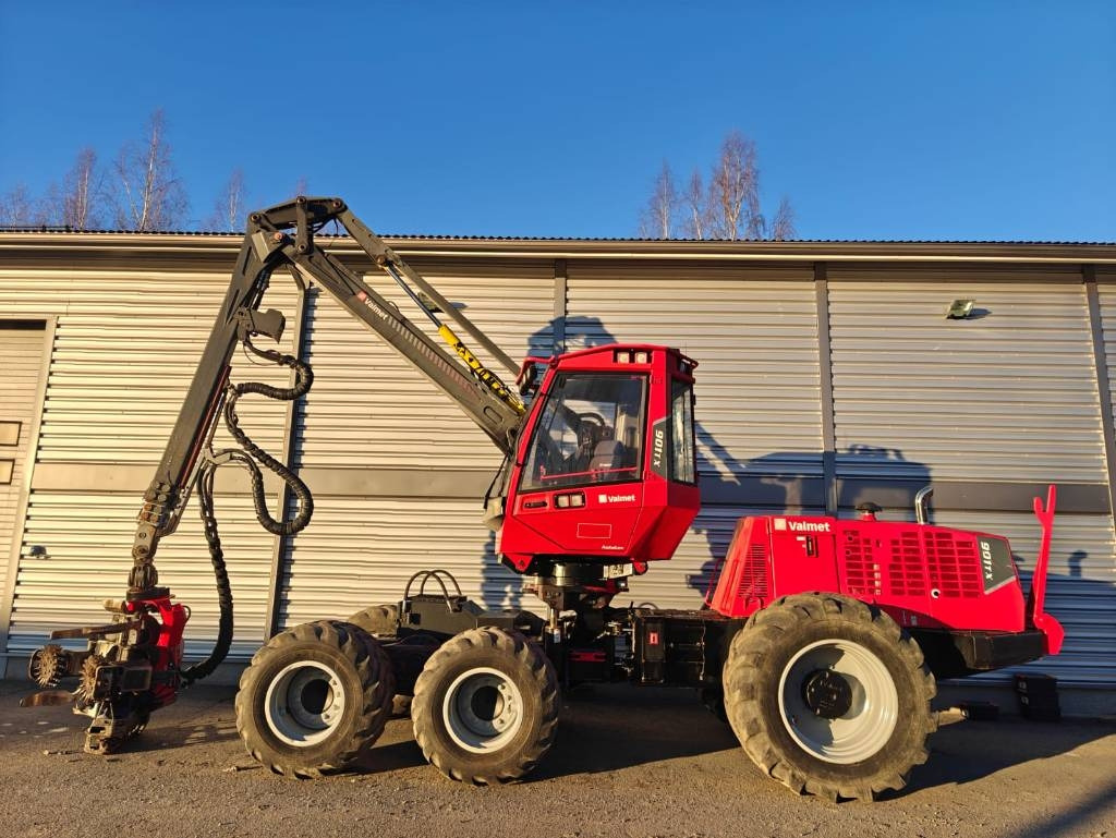 Valmet 901TX - Forestry harvester: picture 1 Valmet 901TX - Forestry harvester: picture 1