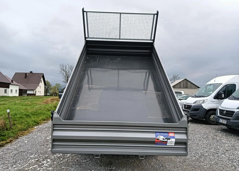 Iveco 35C13, 35C12, 35C15 - Tipper van: picture 5 Iveco 35C13, 35C12, 35C15 - Tipper van: picture 5