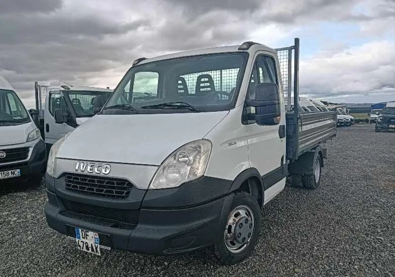 Iveco DAILY 35C13, 35C12, 35C15 - Tipper van: picture 2 Iveco DAILY 35C13, 35C12, 35C15 - Tipper van: picture 2