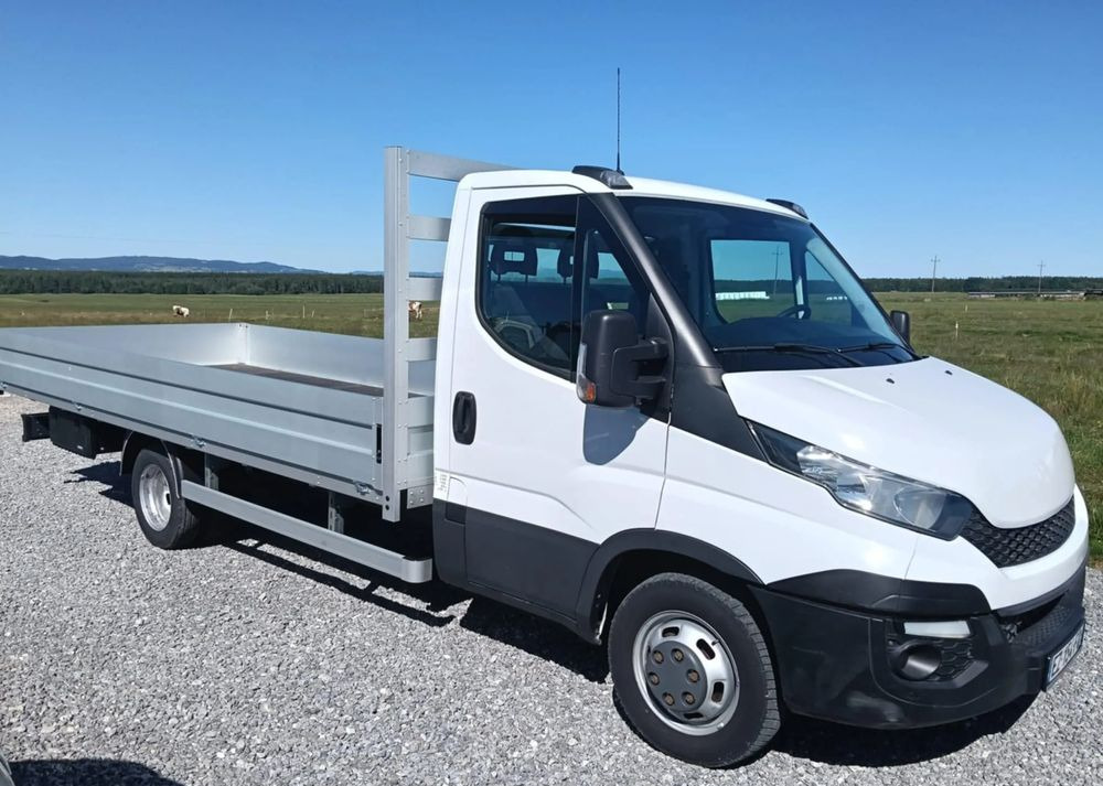 Iveco DAILY 35C14, 35C13, 35C15, 35C12 - Flatbed van: picture 5 Iveco DAILY 35C14, 35C13, 35C15, 35C12 - Flatbed van: picture 5
