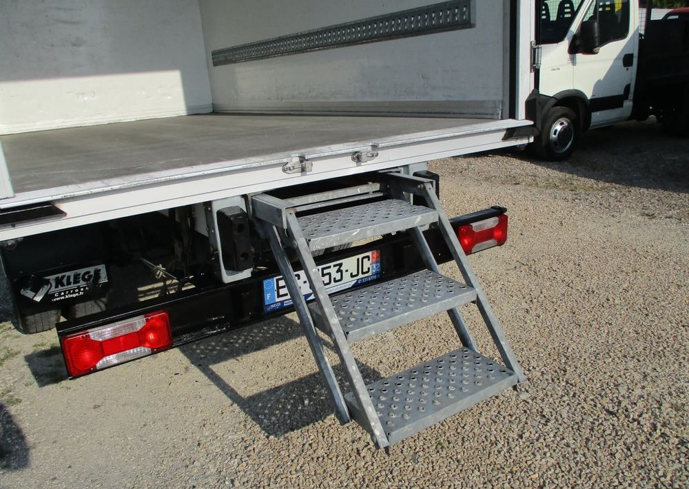 Refrigerated van Iveco Daily 35C13 chłodnia Mroźnia na bliźniaku 35-130 Thermo King agregat: picture 9