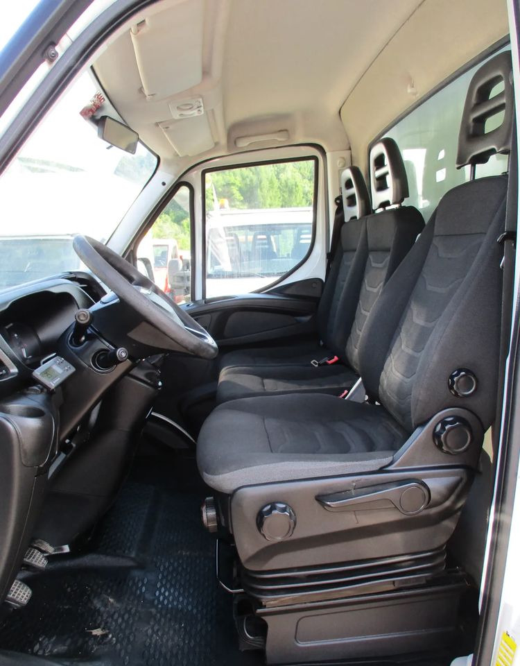 Refrigerated van Iveco Daily 35C13 chłodnia Mroźnia na bliźniaku 35-130 Thermo King agregat: picture 14