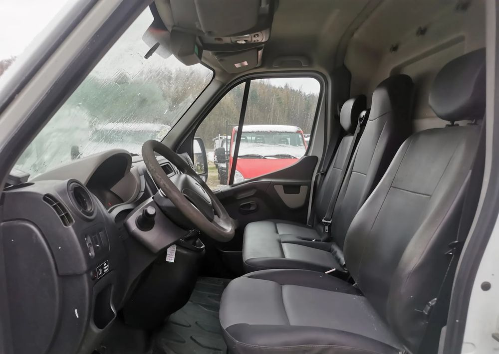 Panel van Renault Master 2.3dCi długi L3H2 Klimatyzacja 6-biegów: picture 9 Panel van Renault Master 2.3dCi długi L3H2 Klimatyzacja 6-biegów: picture 9