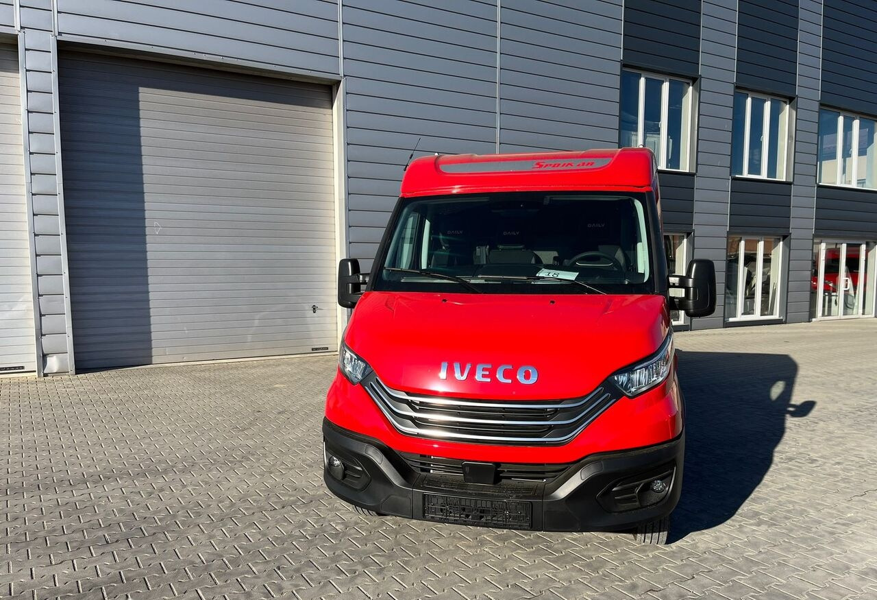 IVECO DAILY 50C18 - Tow truck: picture 2 IVECO DAILY 50C18 - Tow truck: picture 2