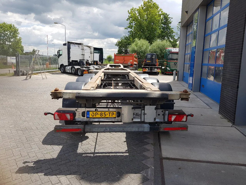 Fliegl SDS 380 MULTI BPW Disc Lift axle - Container transporter/ Swap body semi-trailer: picture 4 Fliegl SDS 380 MULTI BPW Disc Lift axle - Container transporter/ Swap body semi-trailer: picture 4