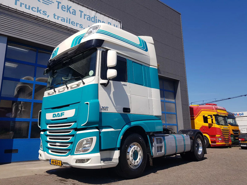 DAF XF 460 XF 460 ADR EX/II, EX/III, FL,OX and AT Leather Int. Night Airco - Tractor unit: picture 1 DAF XF 460 XF 460 ADR EX/II, EX/III, FL,OX and AT Leather Int. Night Airco - Tractor unit: picture 1
