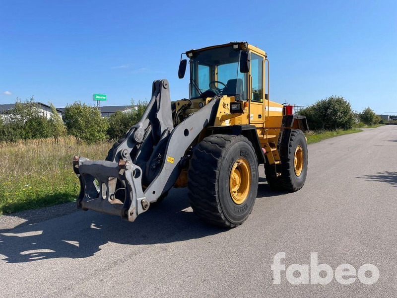 Volvo L90D - Wheel loader: picture 1 Volvo L90D - Wheel loader: picture 1