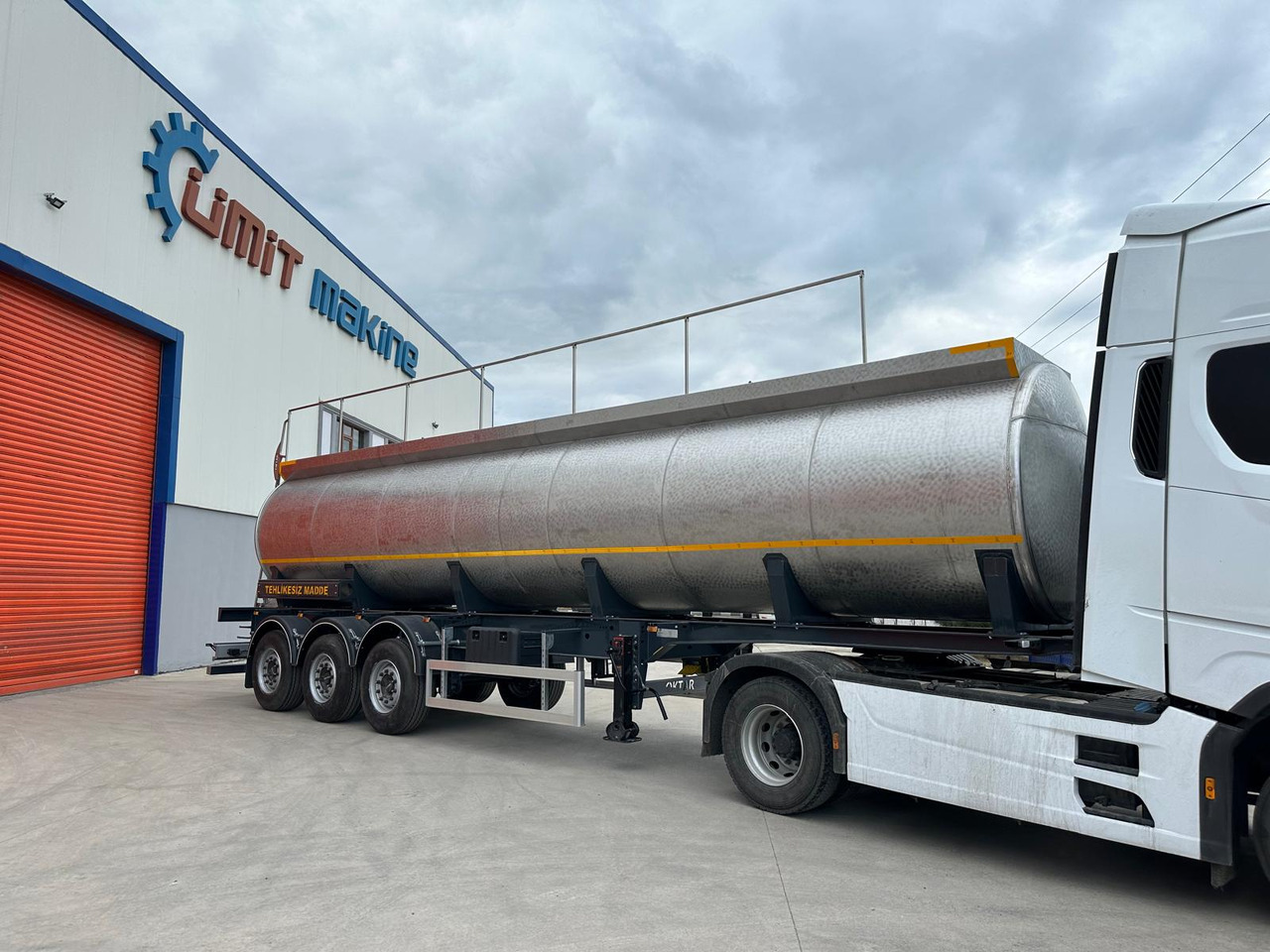 OKTAR TRAILER 2024 - Tank semi-trailer: picture 1 OKTAR TRAILER 2024 - Tank semi-trailer: picture 1