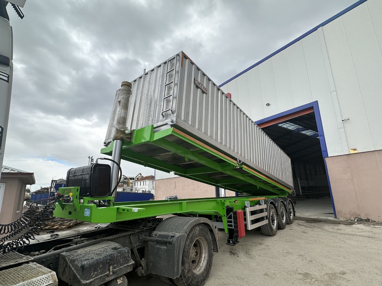 OKTAR TREYLER 2023 - Tank semi-trailer: picture 3 OKTAR TREYLER 2023 - Tank semi-trailer: picture 3