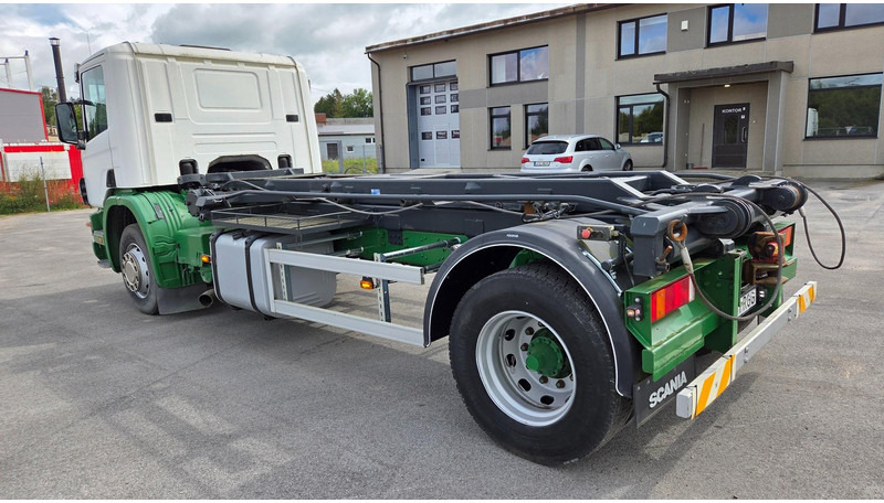 Scania P94 4X2 220 - Cable system truck: picture 4 Scania P94 4X2 220 - Cable system truck: picture 4