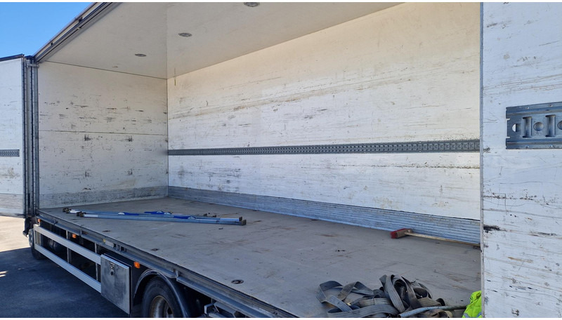 Volvo FL260 4X2 on lease Volvo FL260 4X2: picture 6