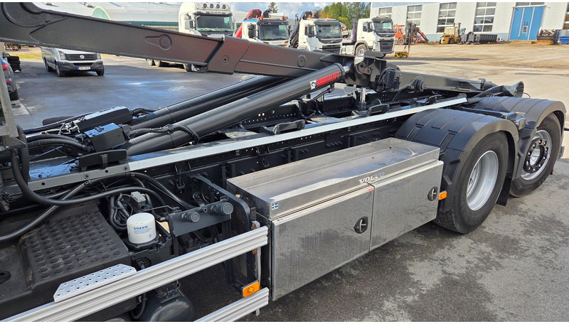 Hook lift truck Volvo FM460 6X2*4: picture 6