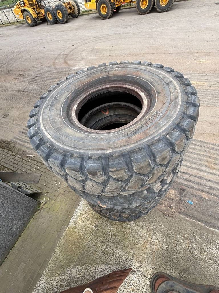 Bridgestone 24.00R35 (4pcs) - Tire for Construction machinery: picture 2 Bridgestone 24.00R35 (4pcs) - Tire for Construction machinery: picture 2