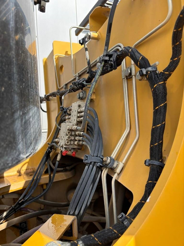 Wheel loader CAT 972 M XE: picture 20