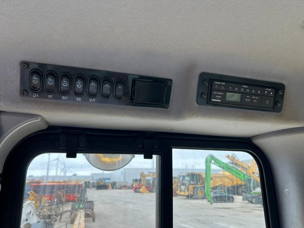 Bulldozer Komatsu D 65 WX-18: picture 14