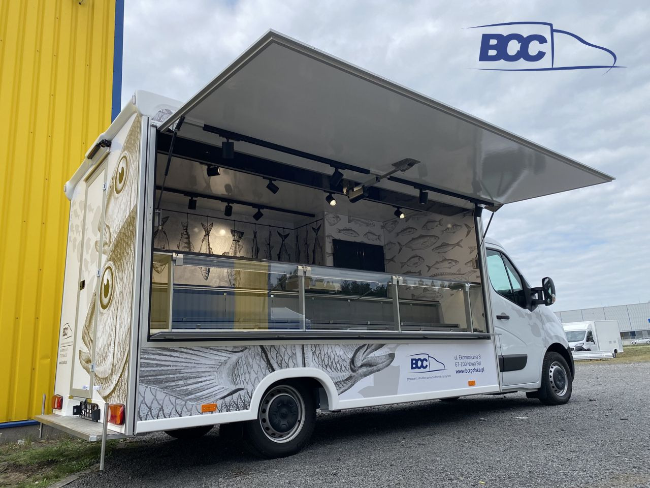 BCC POLSKA - FOOD TRUCK - MOBILNY SKLEP RYBNY, PEUGEOT BOXER - Vending truck: picture 4 BCC POLSKA - FOOD TRUCK - MOBILNY SKLEP RYBNY, PEUGEOT BOXER - Vending truck: picture 4