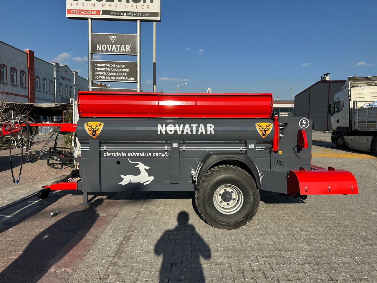 Novatar MANURE SPREADER FOR TREES AND GREENHOUSE - Manure spreader: picture 4 Novatar MANURE SPREADER FOR TREES AND GREENHOUSE - Manure spreader: picture 4