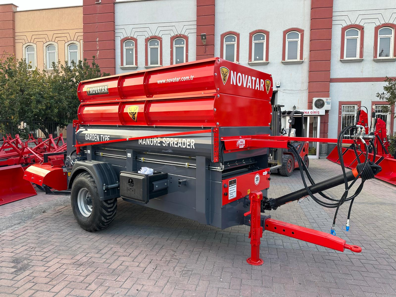 Novatar MANURE SPREADER FOR TREES AND GREENHOUSE - Manure spreader: picture 2 Novatar MANURE SPREADER FOR TREES AND GREENHOUSE - Manure spreader: picture 2