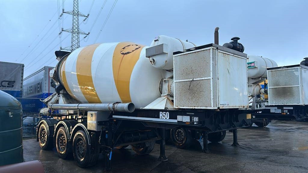 MOL 12 m3 3 aks betonipuolikas, omalla koneella - Concrete mixer semi-trailer: picture 1 MOL 12 m3 3 aks betonipuolikas, omalla koneella - Concrete mixer semi-trailer: picture 1