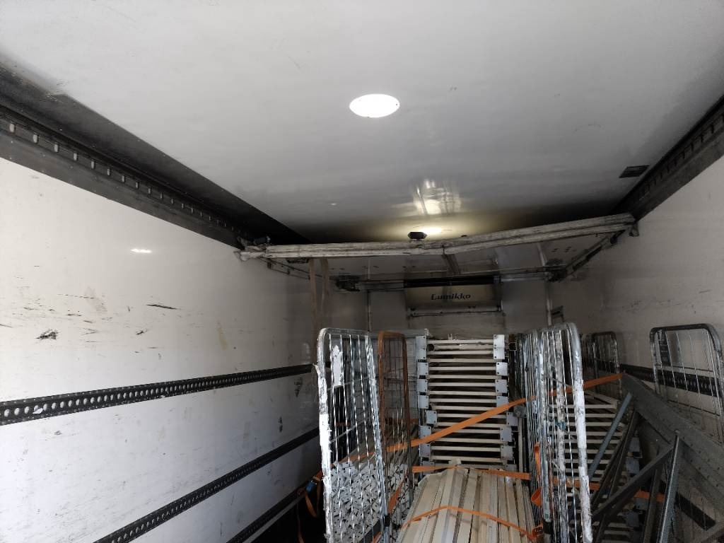 Refrigerator truck Scania P360 4x2 Vak kylmäkori,lumikko+pl: picture 6 Refrigerator truck Scania P360 4x2 Vak kylmäkori,lumikko+pl: picture 6