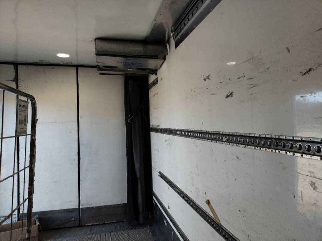 Refrigerator truck Scania P360 4x2 Vak kylmäkori,lumikko+pl: picture 7 Refrigerator truck Scania P360 4x2 Vak kylmäkori,lumikko+pl: picture 7