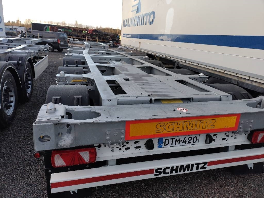Schmitz Hanhenkaula kontti kärry, jatkoperä,sinkitty UUSI - Container transporter/ Swap body semi-trailer: picture 3 Schmitz Hanhenkaula kontti kärry, jatkoperä,sinkitty UUSI - Container transporter/ Swap body semi-trailer: picture 3