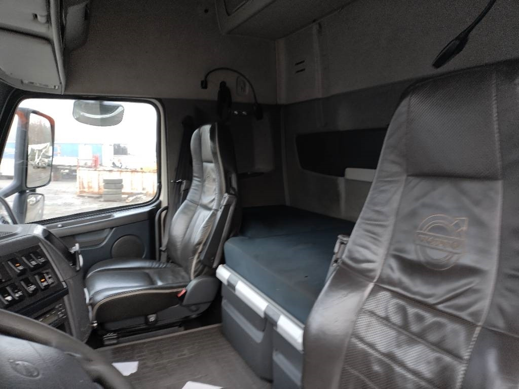 Volvo FH13 6x4 multilift koukku laite - Hook lift truck: picture 5 Volvo FH13 6x4 multilift koukku laite - Hook lift truck: picture 5