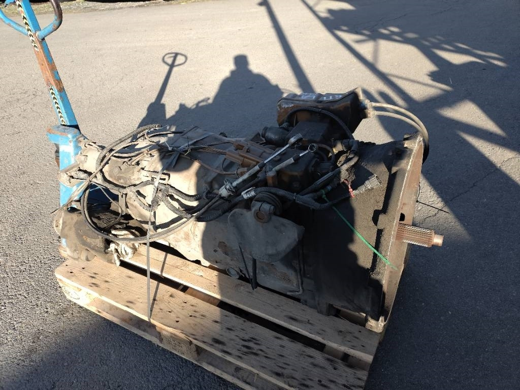 Volvo VT2214B - Gearbox for Truck: picture 2 Volvo VT2214B - Gearbox for Truck: picture 2