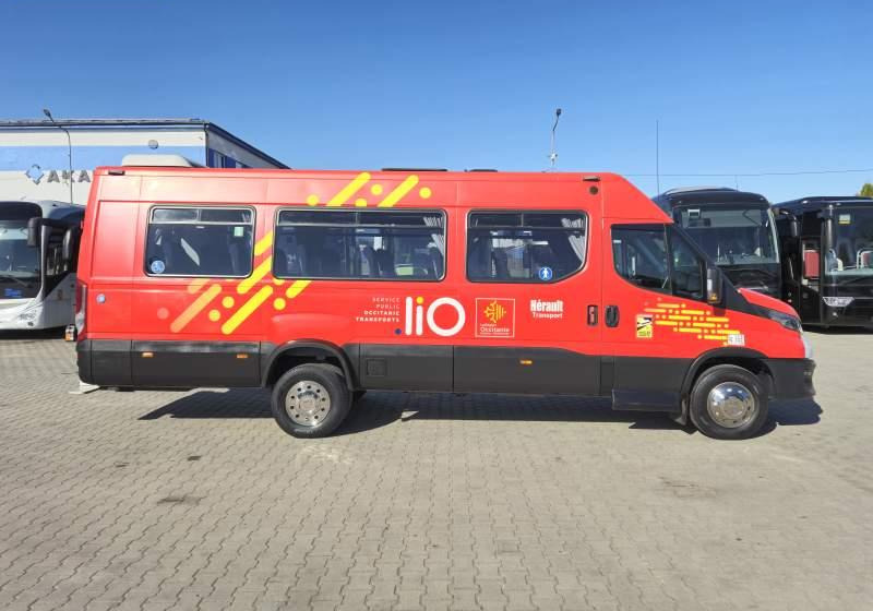 Iveco DAILY 65C18/SPROWADZONE/23 MIEJSCA/KLIM/WINDA - Minibus, Passenger van: picture 5 Iveco DAILY 65C18/SPROWADZONE/23 MIEJSCA/KLIM/WINDA - Minibus, Passenger van: picture 5