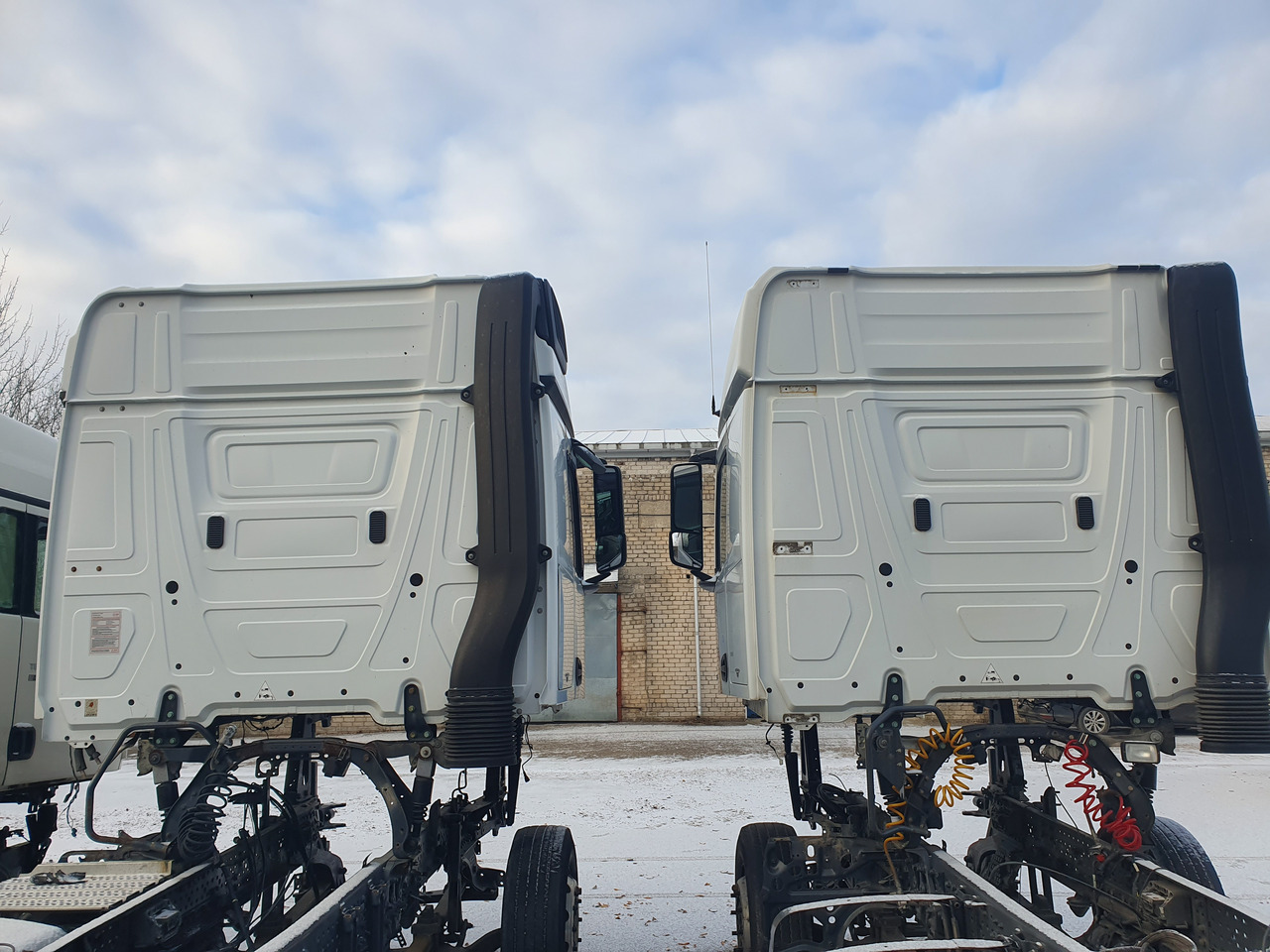 MERCEDES-BENZ Mercedes Benz Actors MP4 EURO6 cab body cabin L-cab BIG SPACE, STREAM SPACE type 0006000101, 0006001005, 9606101017, 9606102505, 9606102705, 9606103355, 9606103455, 9606103725, 9606160966, 9606160866 - Cab for Truck: picture 4 MERCEDES-BENZ Mercedes Benz Actors MP4 EURO6 cab body cabin L-cab BIG SPACE, STREAM SPACE type 0006000101, 0006001005, 9606101017, 9606102505, 9606102705, 9606103355, 9606103455, 9606103725, 9606160966, 9606160866 - Cab for Truck: picture 4