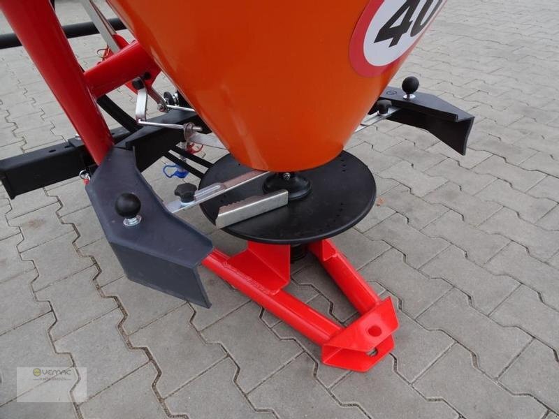 Dexwal 200 Salzstreuer Streuer Traktor Winter hydraulischer Antrieb - Sand/ Salt spreader: picture 5 Dexwal 200 Salzstreuer Streuer Traktor Winter hydraulischer Antrieb - Sand/ Salt spreader: picture 5