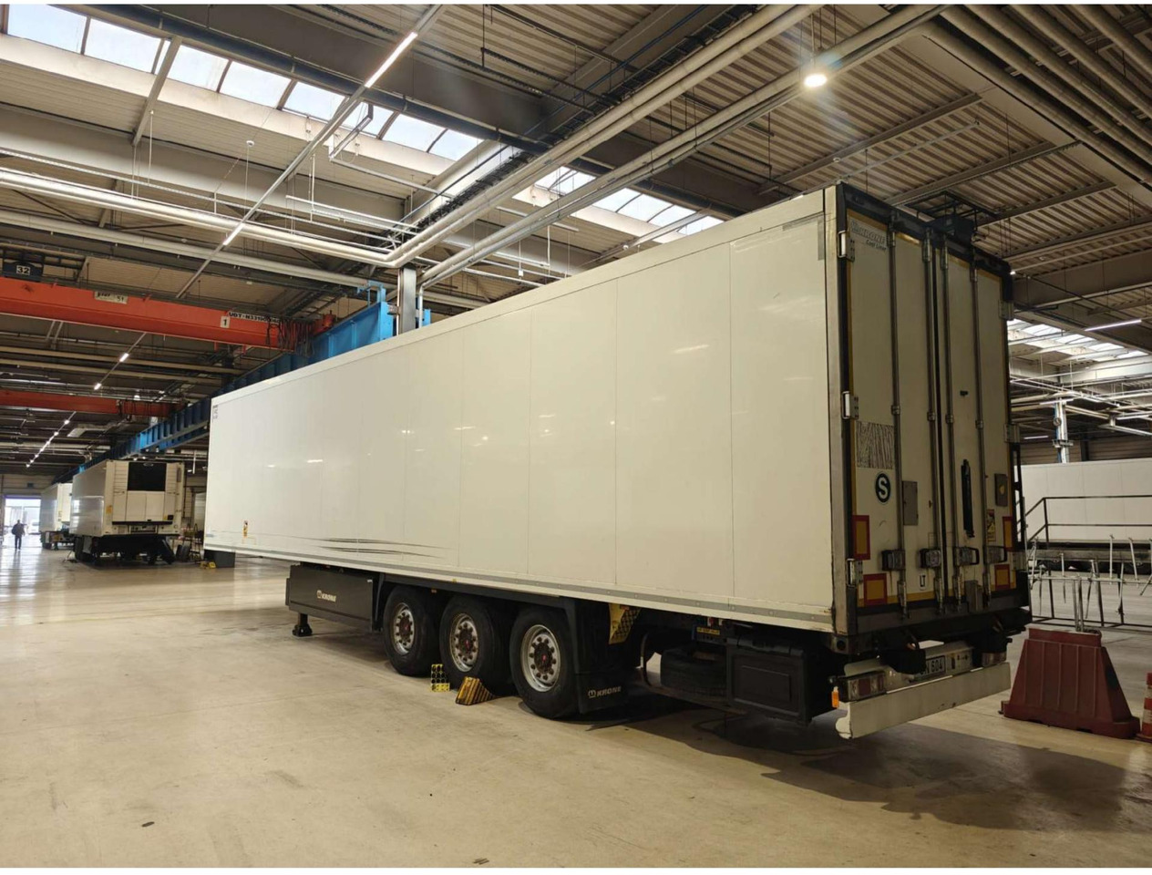 2018 Krone SDR Cool Liner FP 60 ThermoKing SLXi 300 - Refrigerator semi-trailer: picture 2 2018 Krone SDR Cool Liner FP 60 ThermoKing SLXi 300 - Refrigerator semi-trailer: picture 2
