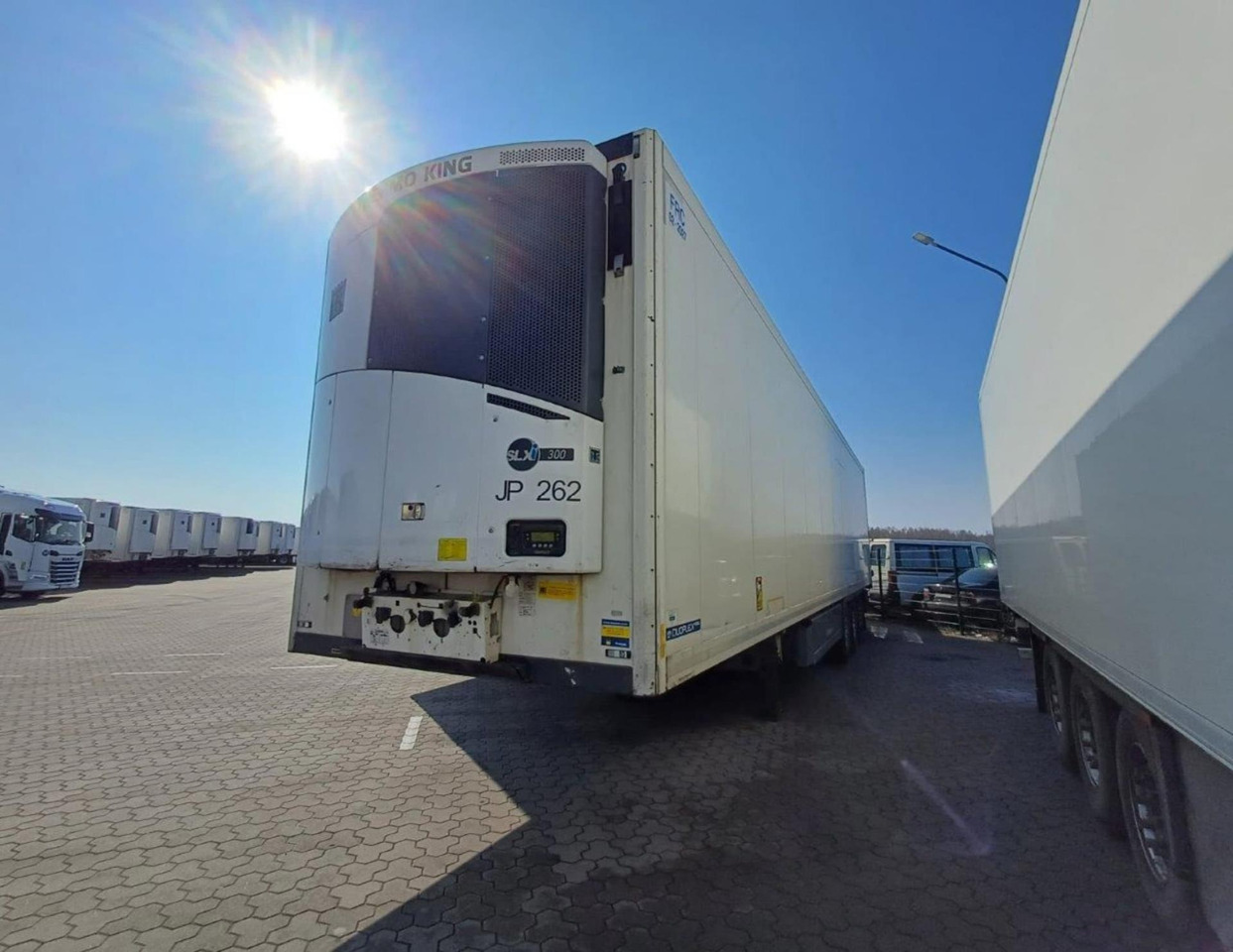 2018 Krone SDR Double Deck Cool Liner FP60 ThermoKing SLXi 300 Lifting Axle - Refrigerator semi-trailer: picture 5 2018 Krone SDR Double Deck Cool Liner FP60 ThermoKing SLXi 300 Lifting Axle - Refrigerator semi-trailer: picture 5