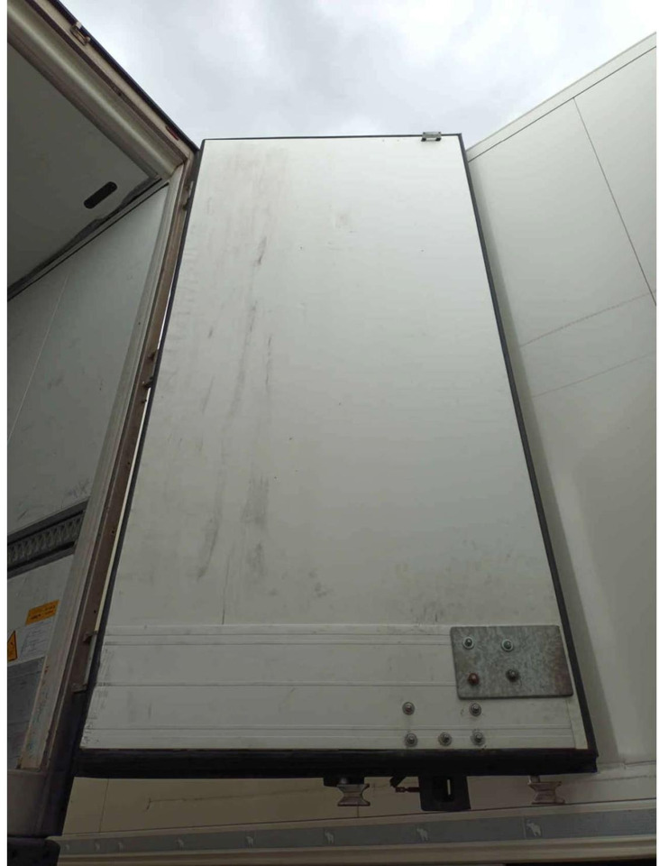 2018 Schmitz Cargobull SKO FP 45 ThermoKing SLXi 300 - Refrigerator semi-trailer: picture 3 2018 Schmitz Cargobull SKO FP 45 ThermoKing SLXi 300 - Refrigerator semi-trailer: picture 3