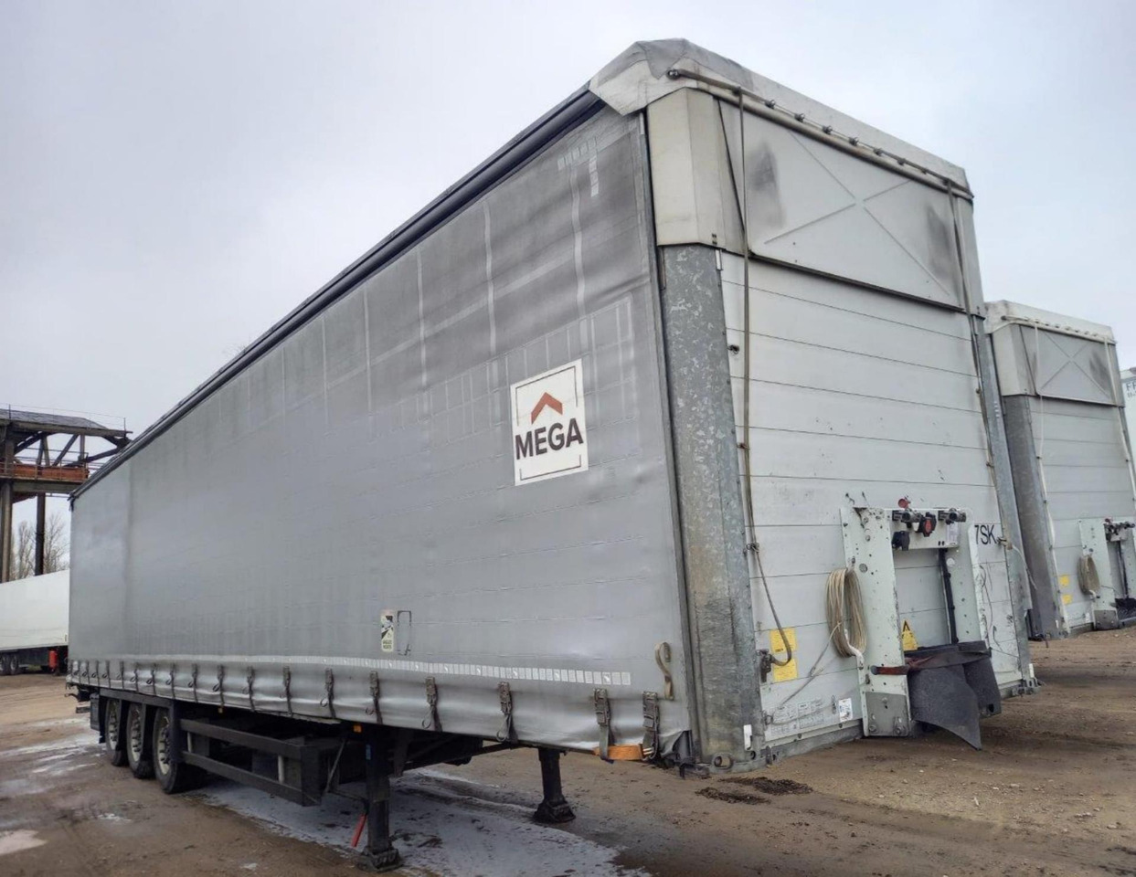 2019 Schmitz Cargobull SCS24/L Varios - Curtainsider semi-trailer: picture 2 2019 Schmitz Cargobull SCS24/L Varios - Curtainsider semi-trailer: picture 2