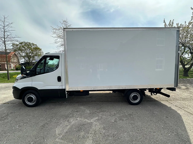 Iveco Daily 35S16 / 160 PK / LAADKLEP / AIRCO / NIEUWE VOORBANDEN / NIEUWE APK! - Box van: picture 5 Iveco Daily 35S16 / 160 PK / LAADKLEP / AIRCO / NIEUWE VOORBANDEN / NIEUWE APK! - Box van: picture 5