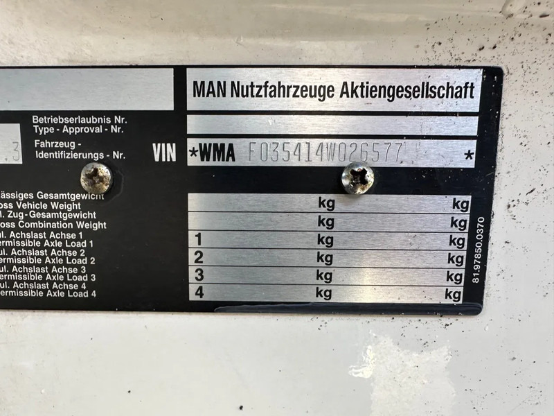 Crane truck MAN 19.272 F90 / NL TRUCK / 4X2 / EURO1 / ATLAS AK140.1-6,2/1 / MANUAL / FIRST OWNER: picture 19 Crane truck MAN 19.272 F90 / NL TRUCK / 4X2 / EURO1 / ATLAS AK140.1-6,2/1 / MANUAL / FIRST OWNER: picture 19