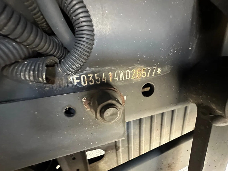 Crane truck MAN 19.272 F90 / NL TRUCK / 4X2 / EURO1 / ATLAS AK140.1-6,2/1 / MANUAL / FIRST OWNER: picture 17 Crane truck MAN 19.272 F90 / NL TRUCK / 4X2 / EURO1 / ATLAS AK140.1-6,2/1 / MANUAL / FIRST OWNER: picture 17