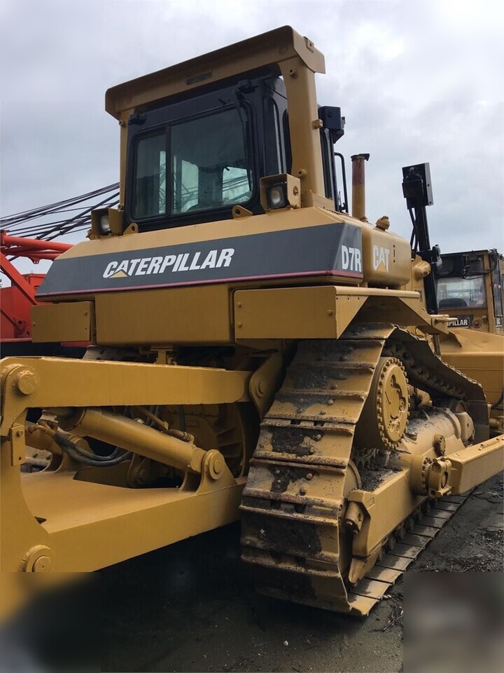 CATERPILLAR D7R - Bulldozer: picture 4 CATERPILLAR D7R - Bulldozer: picture 4