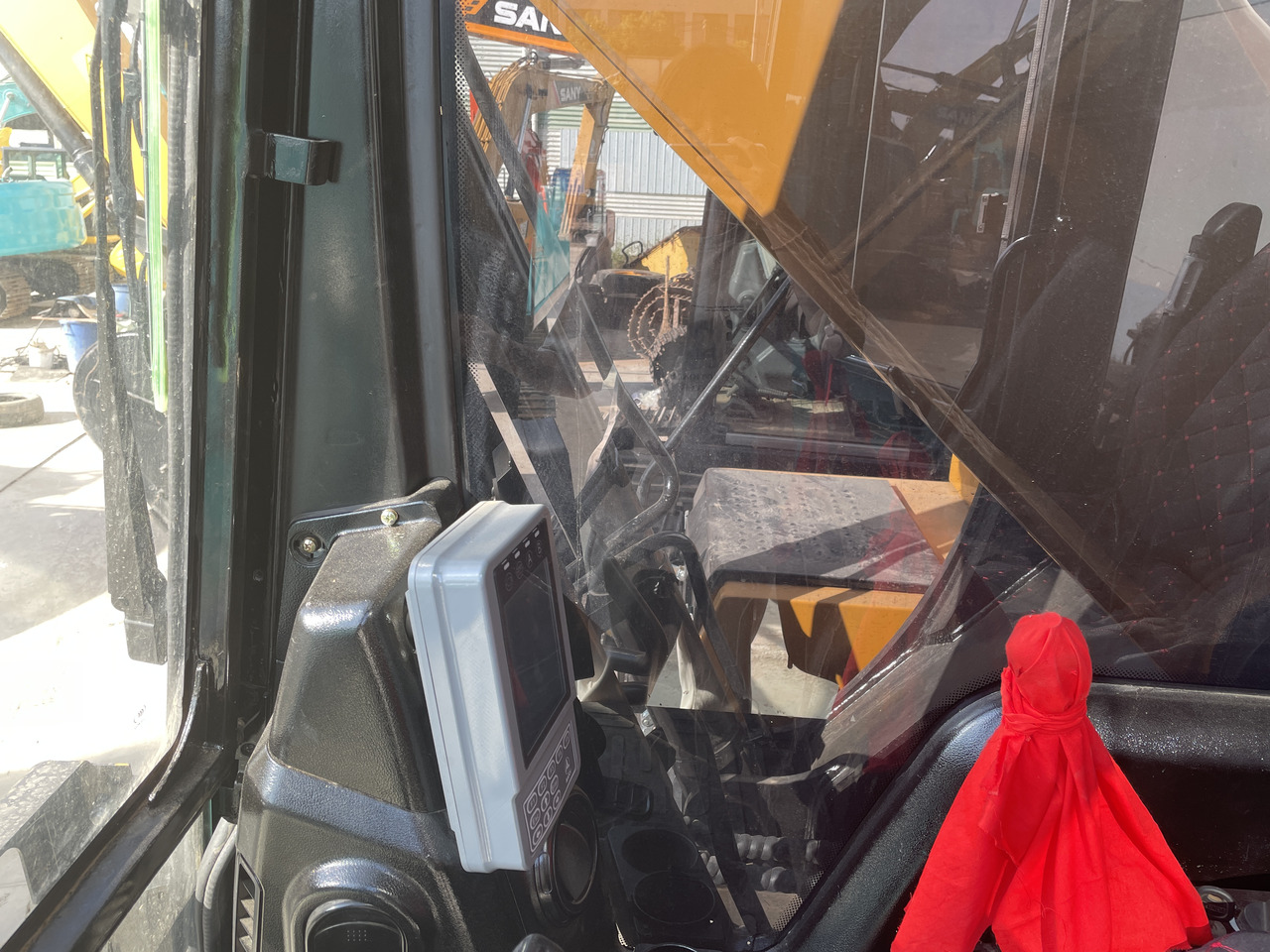 Crawler excavator SANY SY215C: picture 6