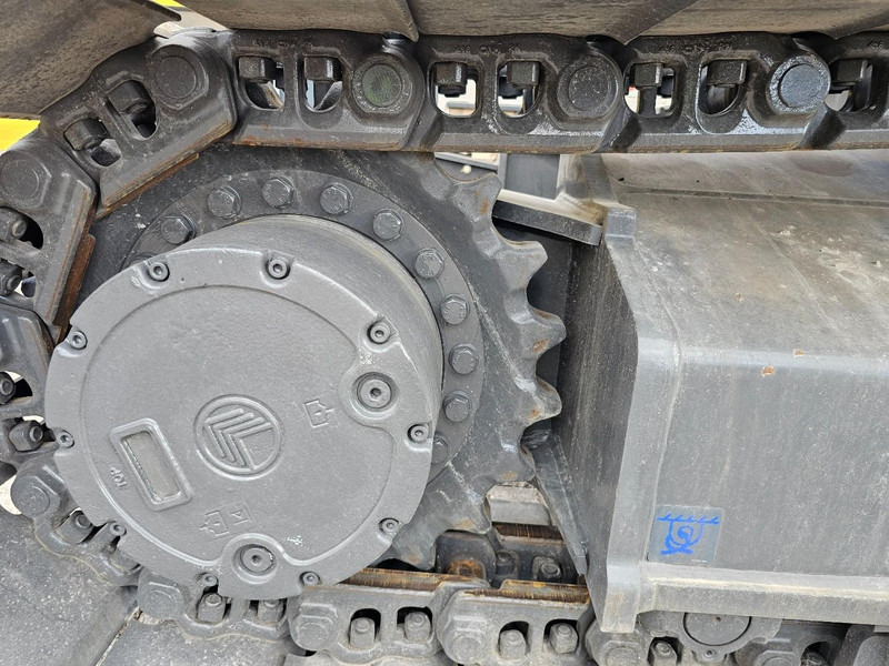 Crawler excavator Case CX220C: picture 18