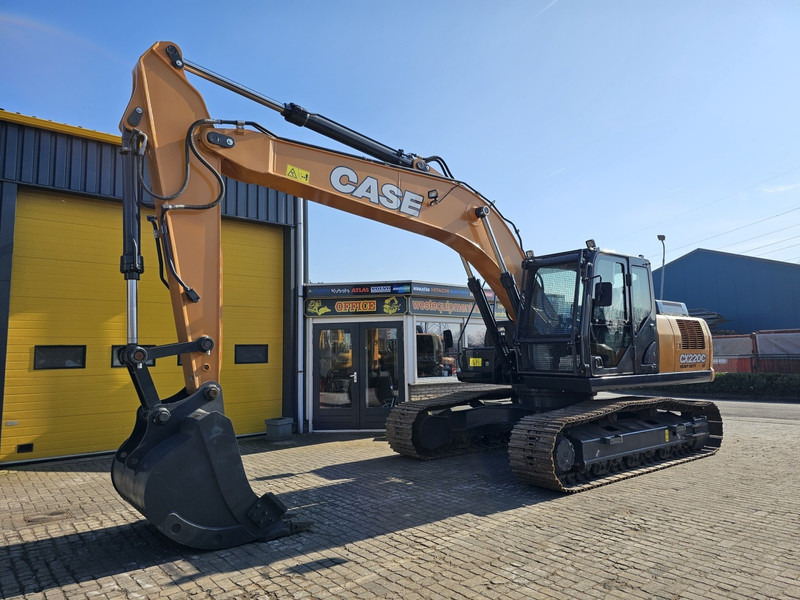 Case CX220C - Crawler excavator: picture 2 Case CX220C - Crawler excavator: picture 2