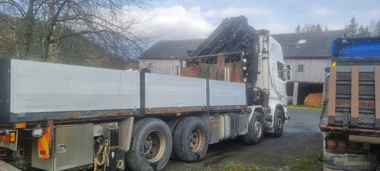 Scania R560 - Dropside/ Flatbed truck, Crane truck: picture 3 Scania R560 - Dropside/ Flatbed truck, Crane truck: picture 3