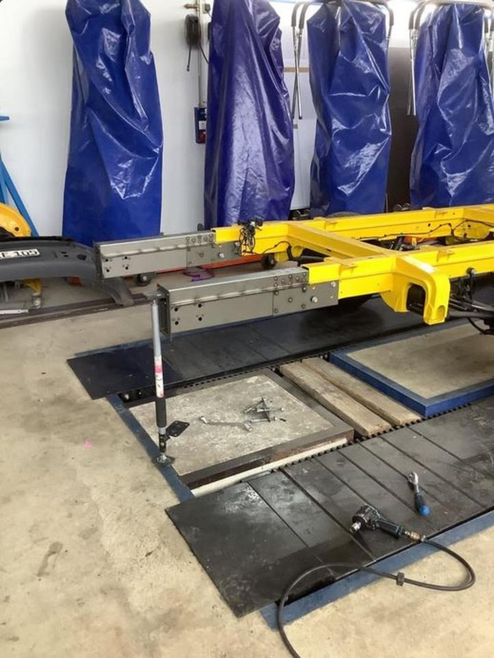Spare parts Rahmenverlängerung Mercedes Sprinter 907 Vormontiert und Grundiert: picture 11