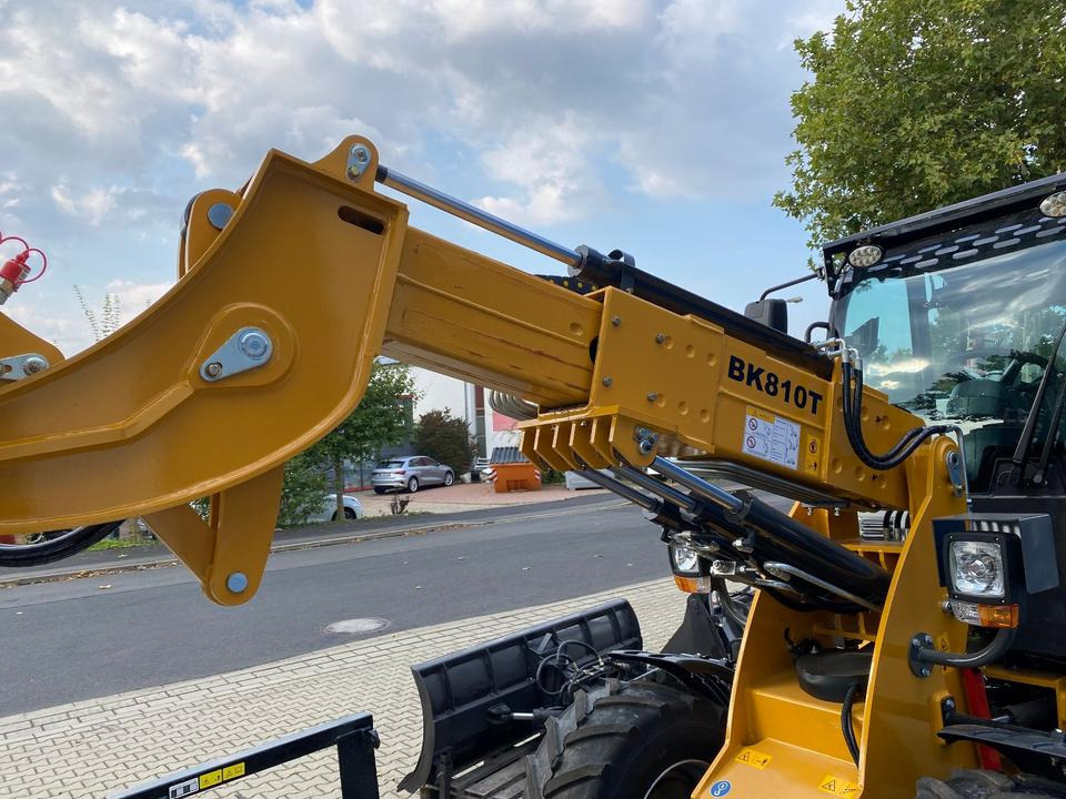 Teleskoplader/Radlader BK810T inkl. Tieflader und großem Zubehör *INKL.19% MWST*BERGER KRAUS*KUBOTA*EURO*CE* - Compact loader: picture 5 Teleskoplader/Radlader BK810T inkl. Tieflader und großem Zubehör *INKL.19% MWST*BERGER KRAUS*KUBOTA*EURO*CE* - Compact loader: picture 5