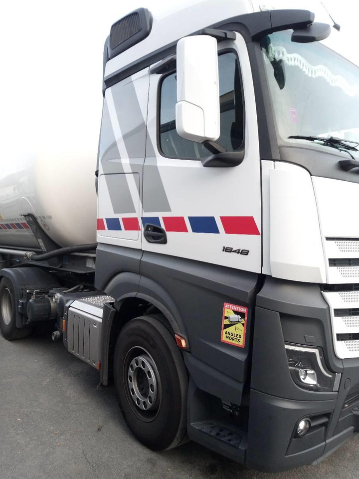 Mercedes-Benz Actros 1848 4x2 BigSpace PTO compressor - Tractor unit: picture 5 Mercedes-Benz Actros 1848 4x2 BigSpace PTO compressor - Tractor unit: picture 5
