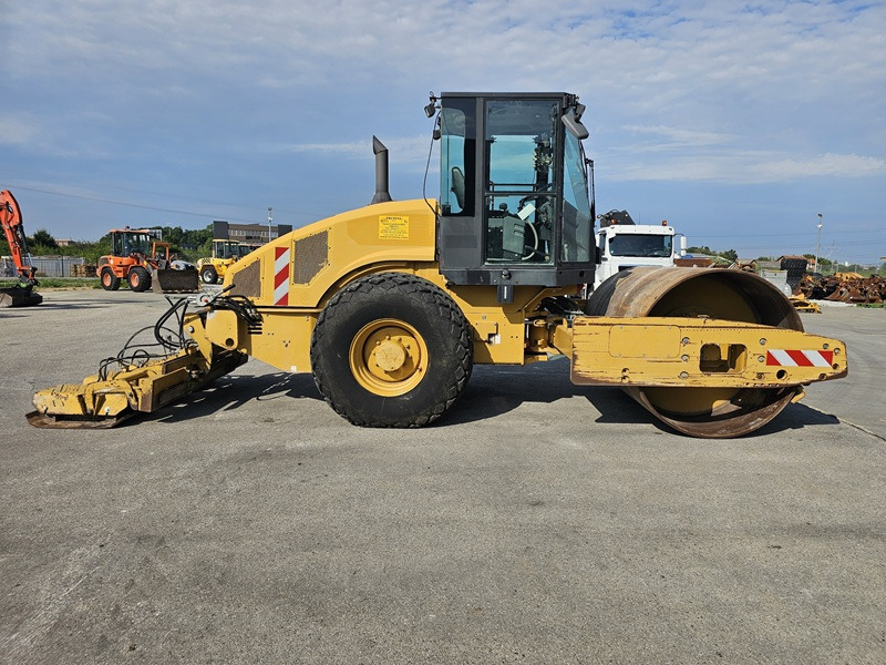 CATERPILLAR CS56 - Compactor: picture 4 CATERPILLAR CS56 - Compactor: picture 4