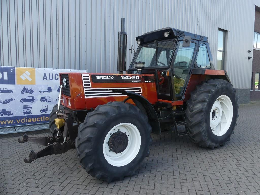 Fiat New Holland 180-90 4WD - Farm tractor: picture 3 Fiat New Holland 180-90 4WD - Farm tractor: picture 3