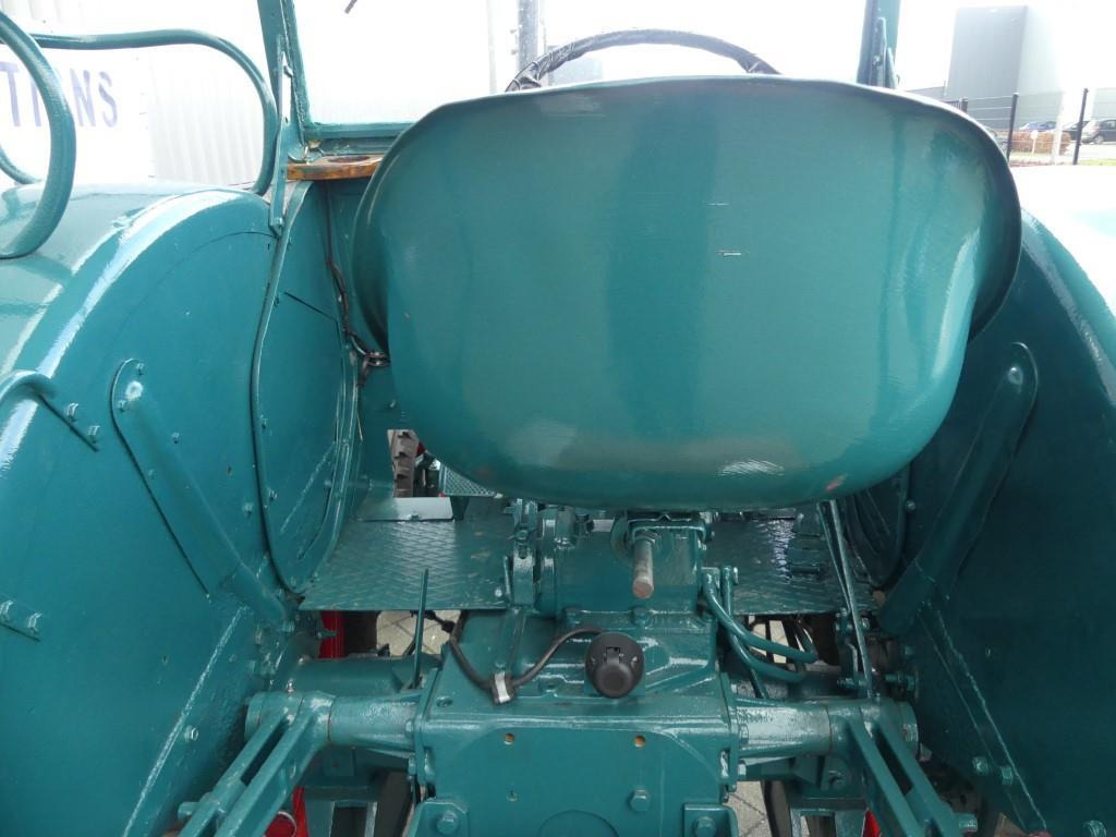 Hanomag R22 - Farm tractor: picture 5 Hanomag R22 - Farm tractor: picture 5