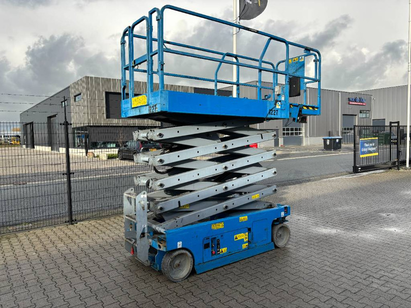 Genie GS-3246 - Scissor lift: picture 3 Genie GS-3246 - Scissor lift: picture 3